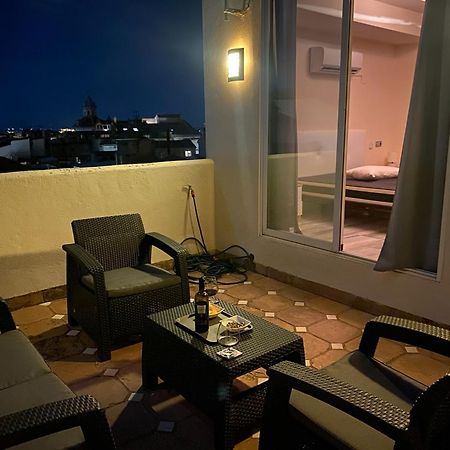 Апартаменты Atico Con Vistas En Granada Centro Экстерьер фото