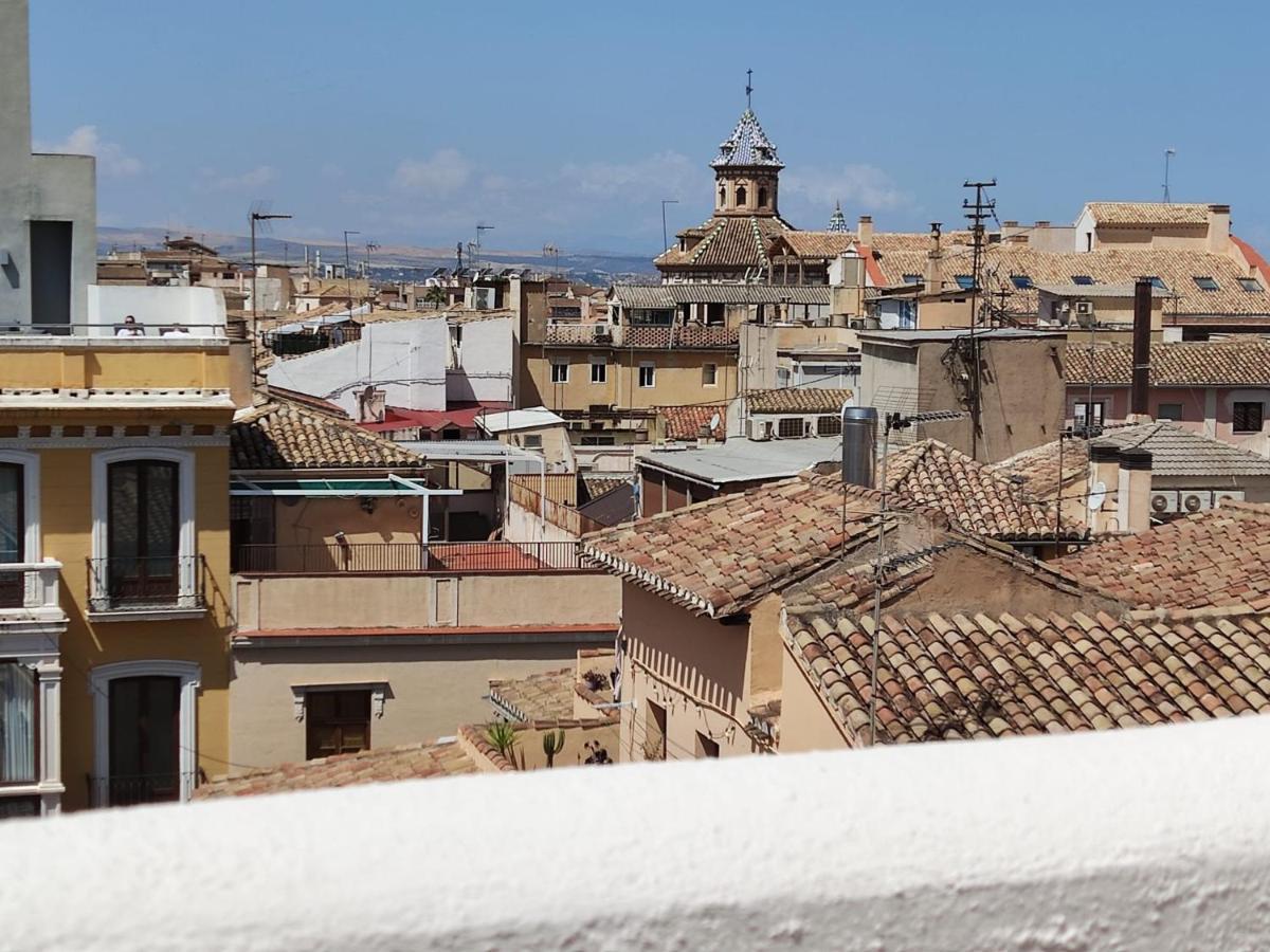 Апартаменты Atico Con Vistas En Granada Centro Экстерьер фото