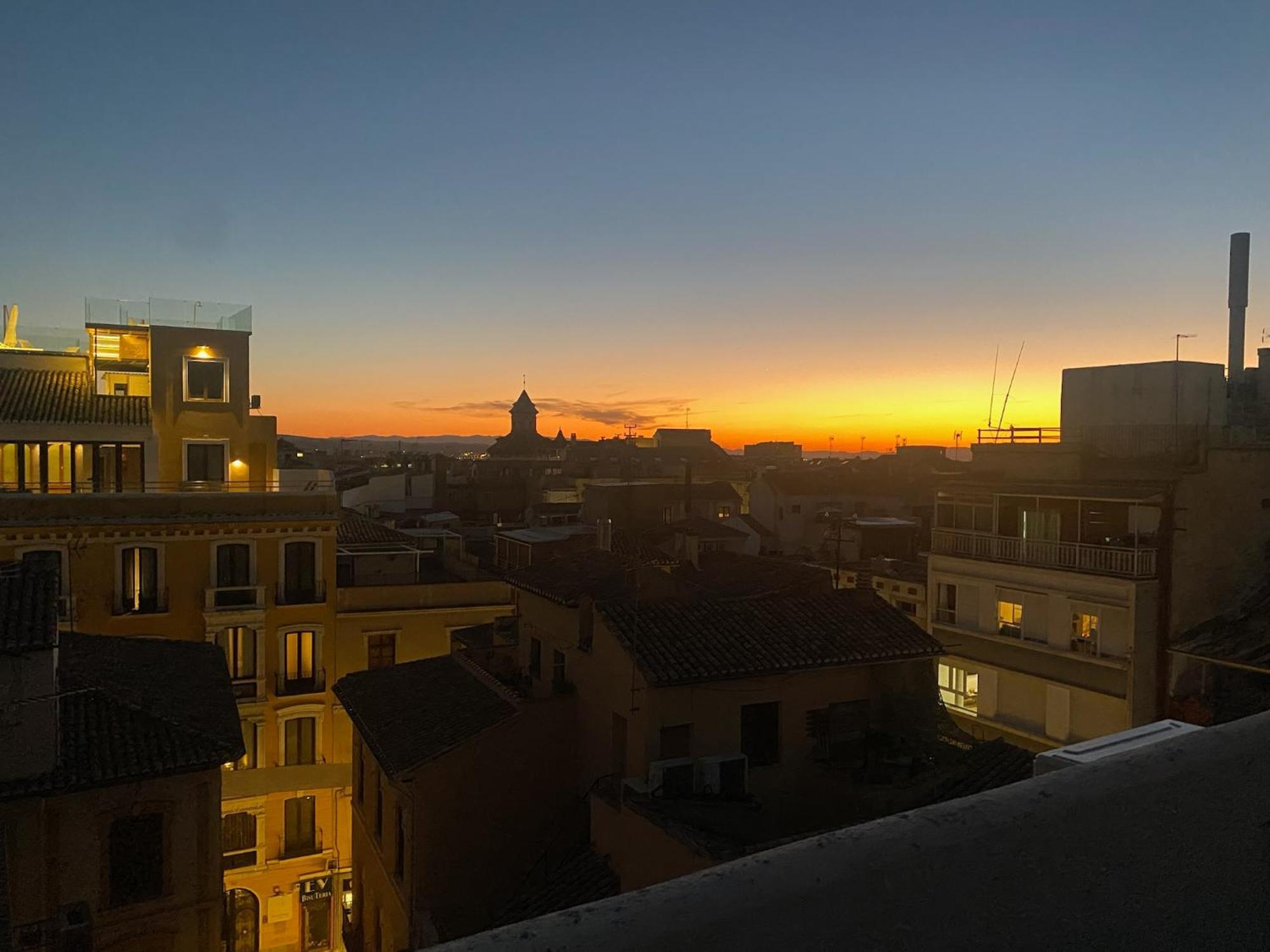 Апартаменты Atico Con Vistas En Granada Centro Экстерьер фото
